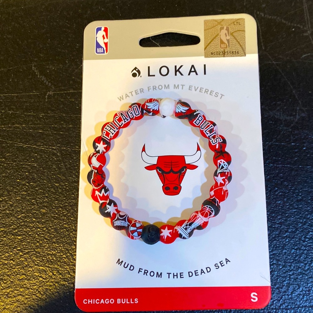 New NBA Lokai Chicago Bulls Bracelets Sizes: S, M, L, and XL
